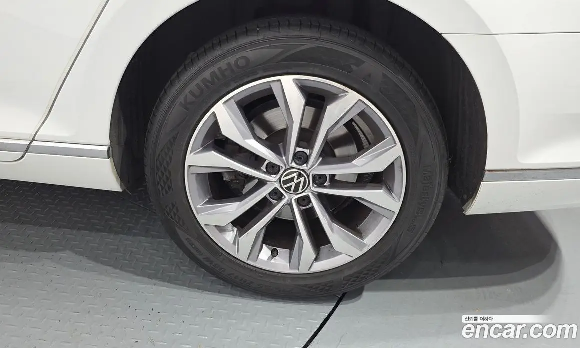 Volkswagen Passat 2022 2.0 автомат (гидро), фото 6 Volkswagen Passat 2022 2.0 автомат (гидро), фото 6