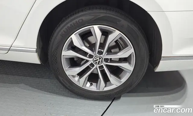 Volkswagen Passat 2022 2.0 автомат (гидро), миниатюра 6 Volkswagen Passat 2022 2.0 автомат (гидро), миниатюра 6