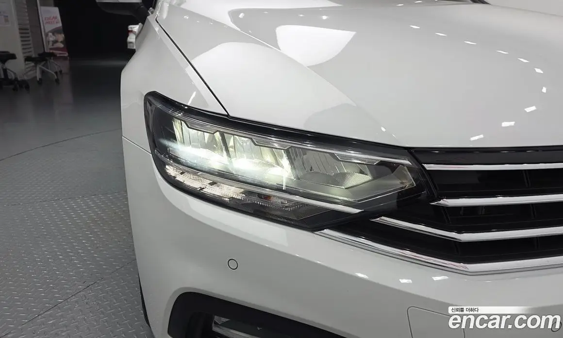Volkswagen Passat 2022 2.0 автомат (гидро), фото 7 Volkswagen Passat 2022 2.0 автомат (гидро), фото 7
