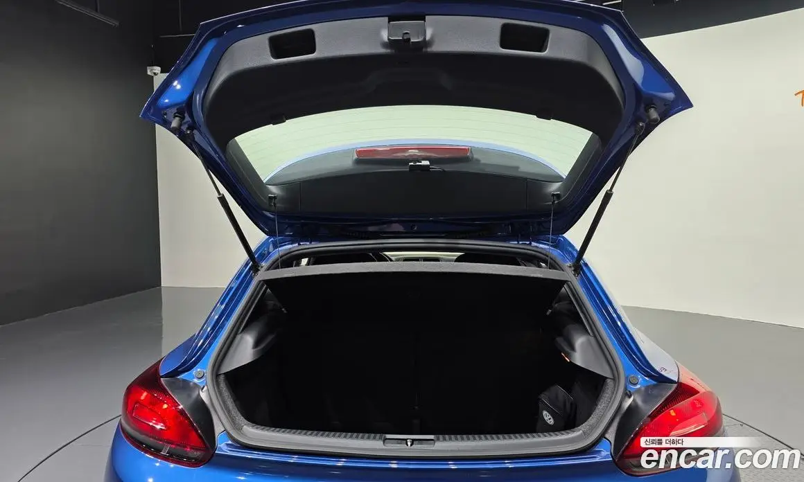Volkswagen Scirocco 2013 2.0 автомат (гидро), фото 20 Volkswagen Scirocco 2013 2.0 автомат (гидро), фото 20