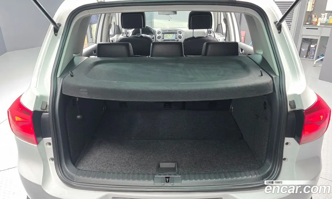 Volkswagen Tiguan 2016 2.0 автомат (гидро), фото 20 Volkswagen Tiguan 2016 2.0 автомат (гидро), фото 20