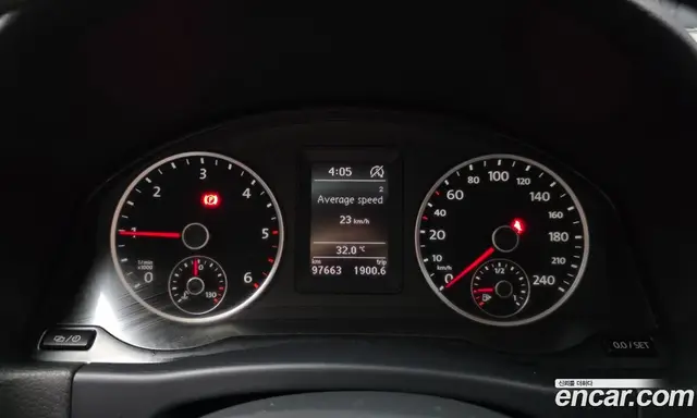 Volkswagen Tiguan 2016 2.0 автомат (гидро), миниатюра 8 Volkswagen Tiguan 2016 2.0 автомат (гидро), миниатюра 8