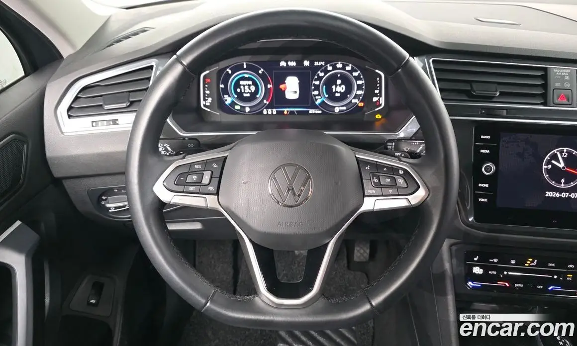 Volkswagen Tiguan 2022 2.0 автомат (гидро), фото 13 Volkswagen Tiguan 2022 2.0 автомат (гидро), фото 13