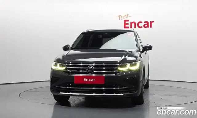 Volkswagen Tiguan 2022 2.0 автомат (гидро), миниатюра 3 Volkswagen Tiguan 2022 2.0 автомат (гидро), миниатюра 3