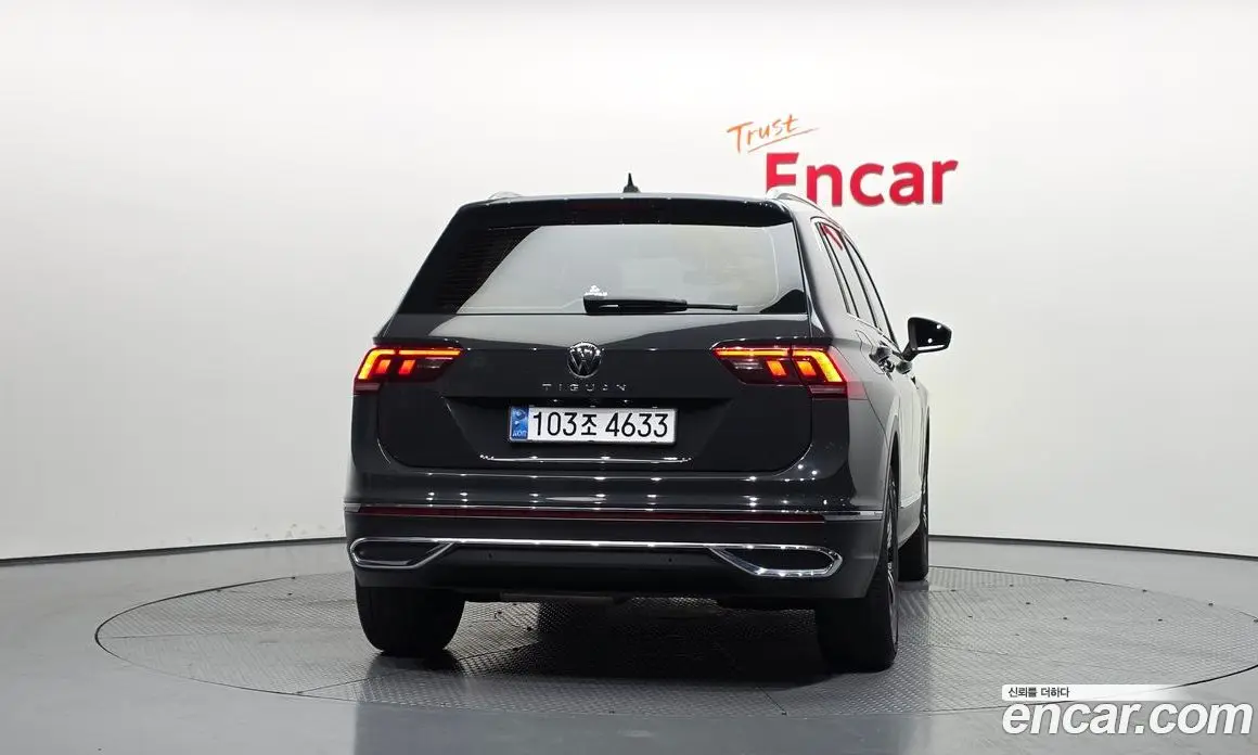 Volkswagen Tiguan 2022 2.0 автомат (гидро), фото 4 Volkswagen Tiguan 2022 2.0 автомат (гидро), фото 4