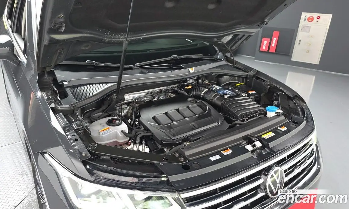 Volkswagen Tiguan 2022 2.0 автомат (гидро), фото 6 Volkswagen Tiguan 2022 2.0 автомат (гидро), фото 6