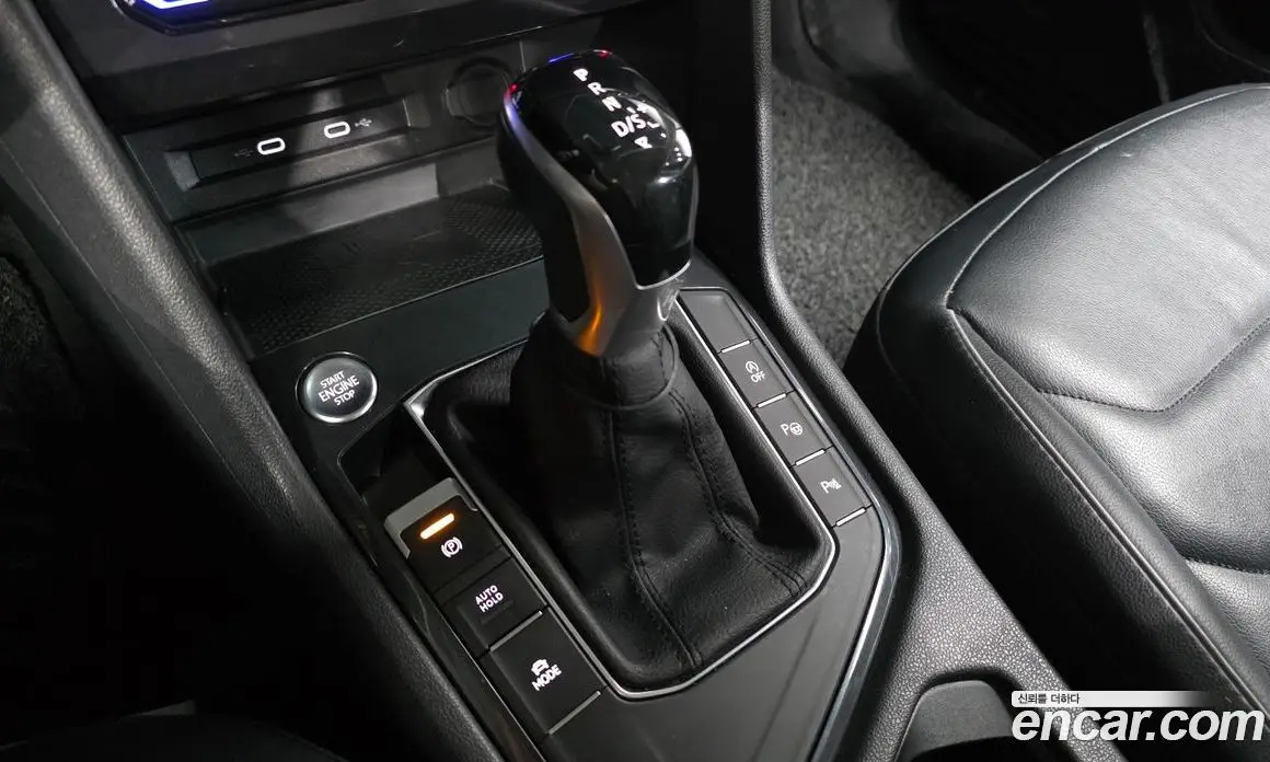 Volkswagen Tiguan 2022 2.0 автомат (гидро), фото 9 Volkswagen Tiguan 2022 2.0 автомат (гидро), фото 9