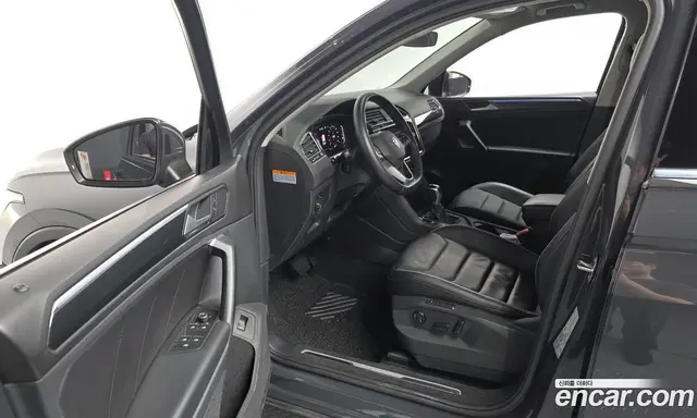 Volkswagen Tiguan 2022 2.0 автомат (гидро), миниатюра 10 Volkswagen Tiguan 2022 2.0 автомат (гидро), миниатюра 10