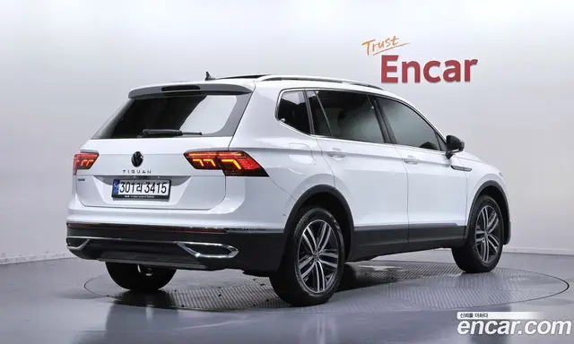 Volkswagen Tiguan 2023 2.0 автомат (гидро), миниатюра 2 Volkswagen Tiguan 2023 2.0 автомат (гидро), миниатюра 2