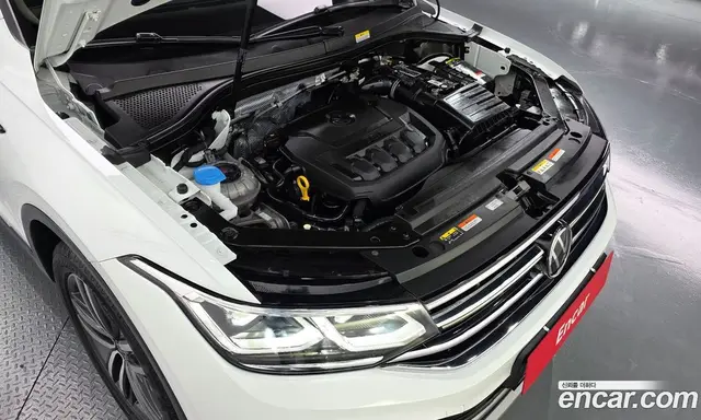 Volkswagen Tiguan 2023 2.0 автомат (гидро), миниатюра 6 Volkswagen Tiguan 2023 2.0 автомат (гидро), миниатюра 6
