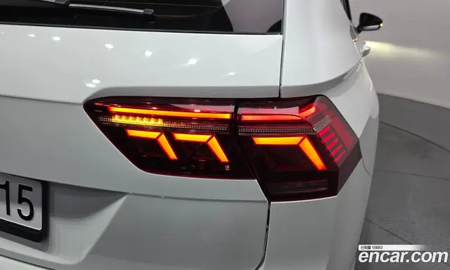 Volkswagen Tiguan 2023 2.0 автомат (гидро), миниатюра 9 Volkswagen Tiguan 2023 2.0 автомат (гидро), миниатюра 9