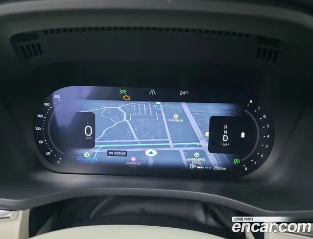 Volvo XC60 2025 2.0 автомат (гидро), миниатюра 7 Volvo XC60 2025 2.0 автомат (гидро), миниатюра 7