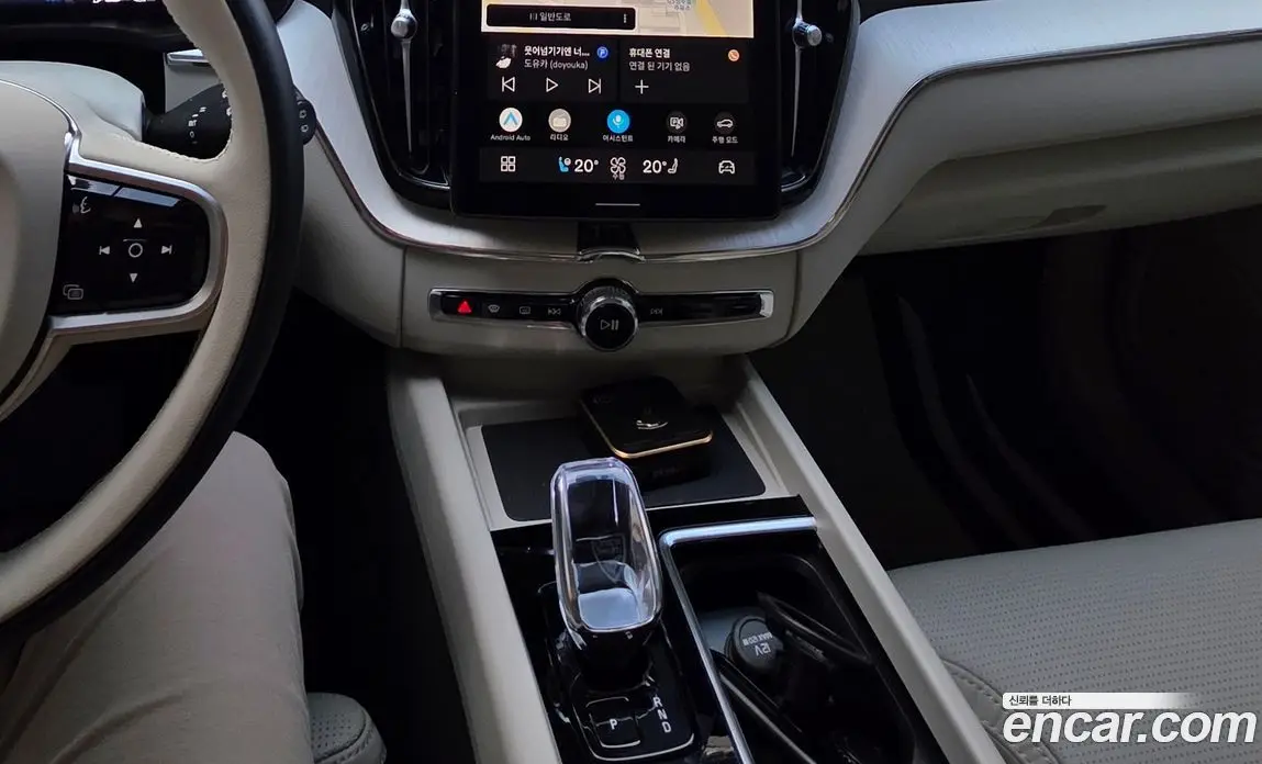 Volvo XC60 2025 2.0 автомат (гидро), фото 8 Volvo XC60 2025 2.0 автомат (гидро), фото 8