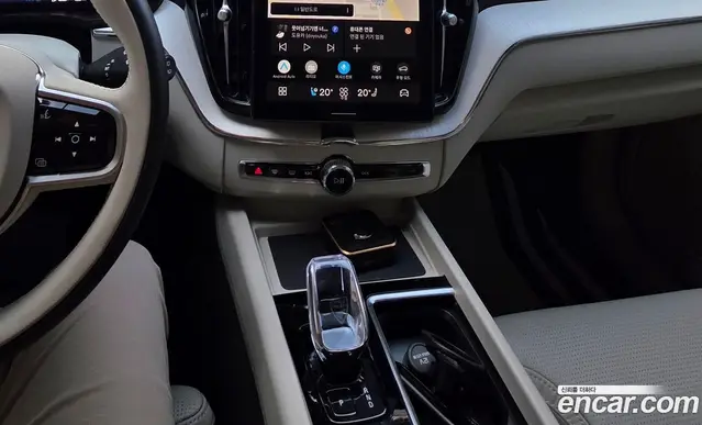 Volvo XC60 2025 2.0 автомат (гидро), миниатюра 8 Volvo XC60 2025 2.0 автомат (гидро), миниатюра 8