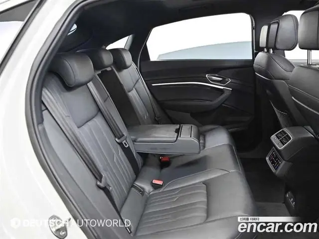 Audi e-tron 2021 0.2 автомат (гидро), миниатюра 12