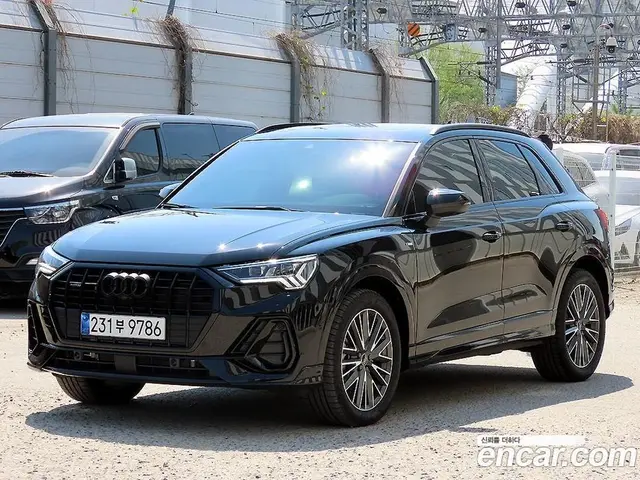 Audi Q3, 2025, 5 919 км