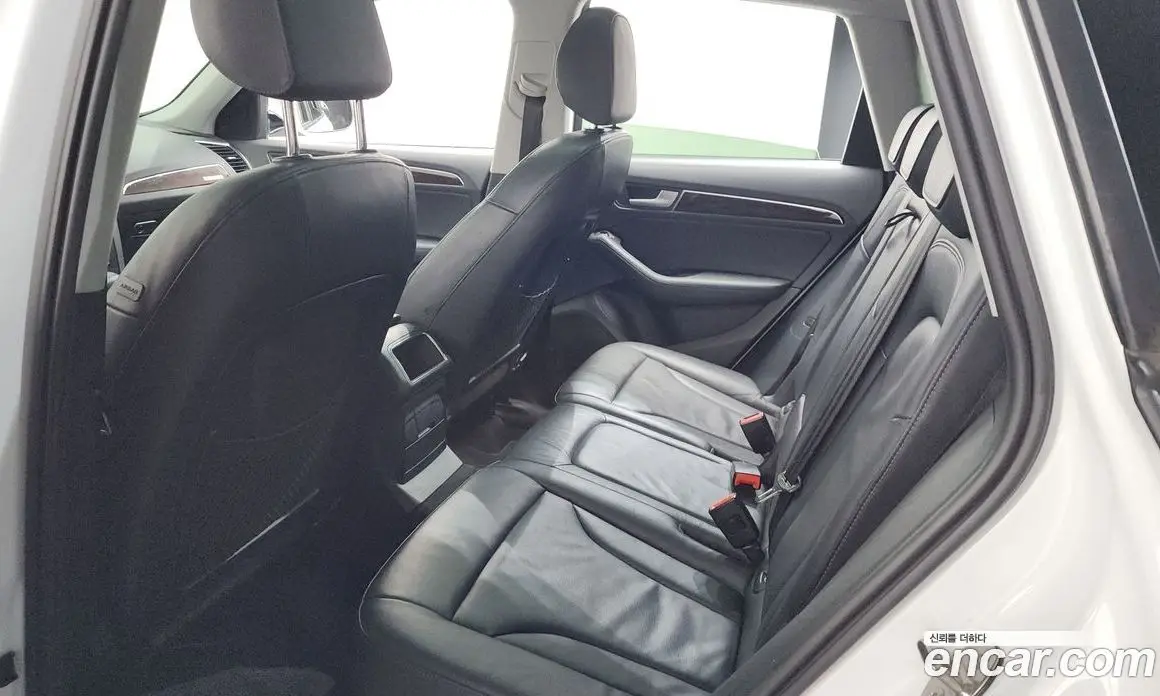 Audi Q5 2015 2.0 автомат (гидро), фото 20 Audi Q5 2015 2.0 автомат (гидро), фото 20