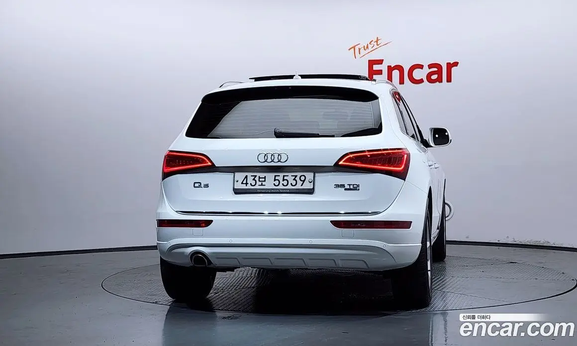 Audi Q5 2015 2.0 автомат (гидро), фото 4 Audi Q5 2015 2.0 автомат (гидро), фото 4