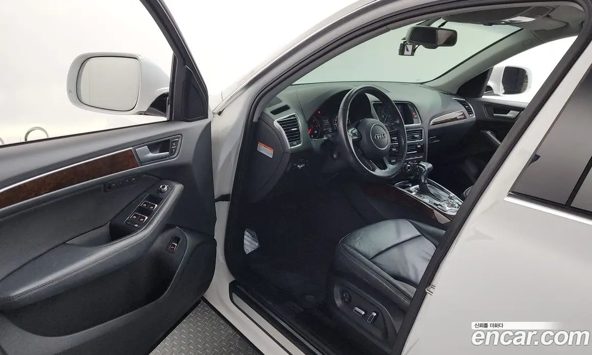Audi Q5 2015 2.0 автомат (гидро), фото 10 Audi Q5 2015 2.0 автомат (гидро), фото 10