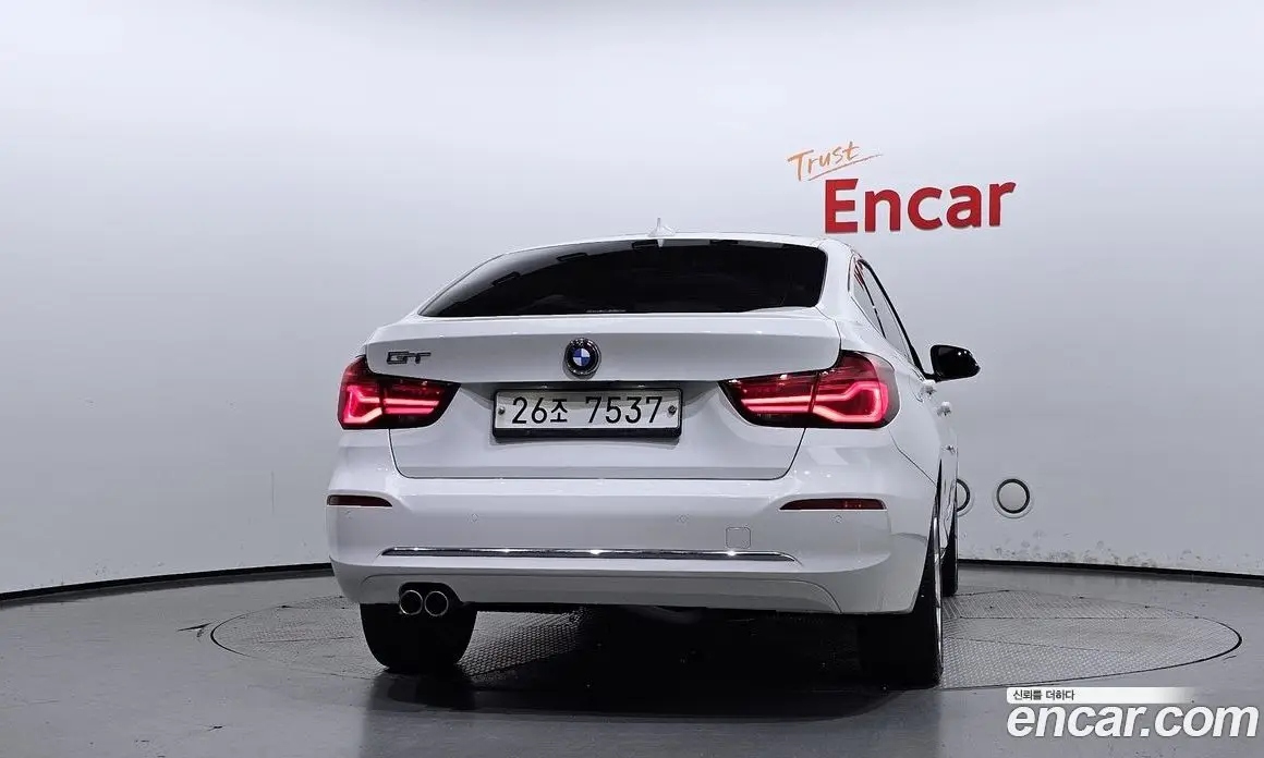 BMW 3 серия 2019 2.0 автомат (гидро), фото 4
