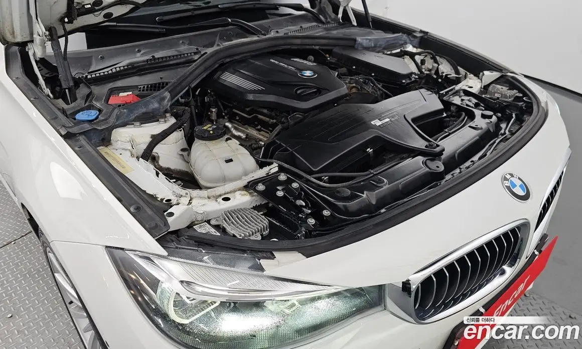 BMW 3 серия 2019 2.0 автомат (гидро), фото 6