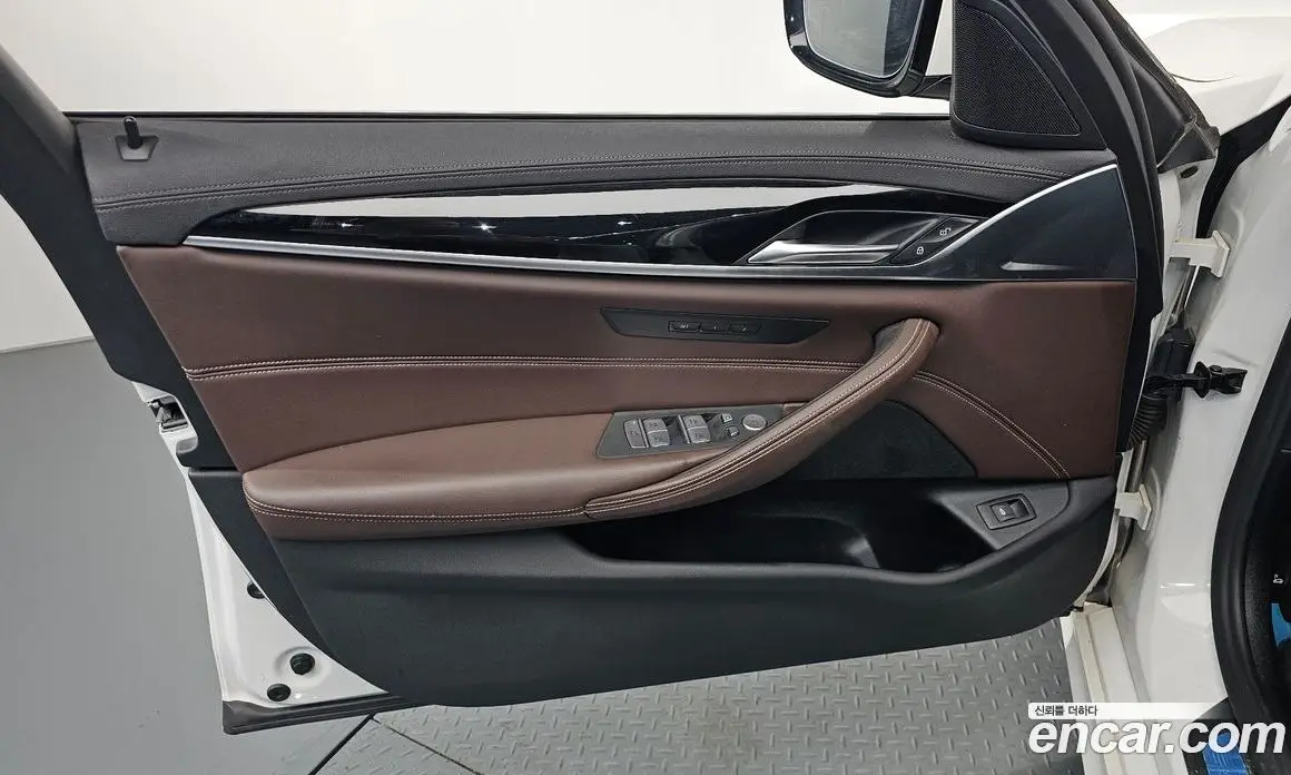 BMW 5 серия 2021 2.0 автомат (гидро), фото 14 BMW 5 серия 2021 2.0 автомат (гидро), фото 14