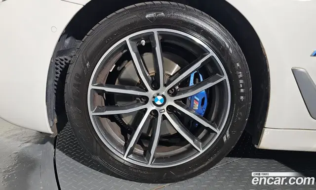 BMW 5 серия 2021 2.0 автомат (гидро), миниатюра 5 BMW 5 серия 2021 2.0 автомат (гидро), миниатюра 5