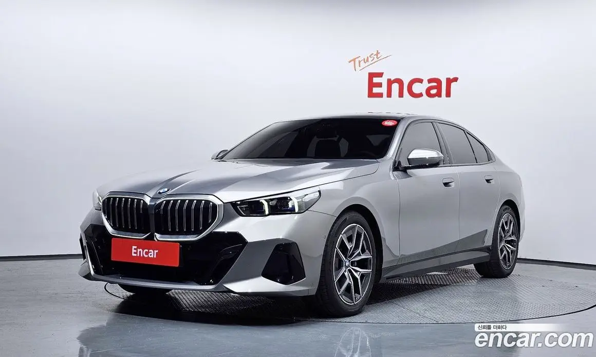 BMW 5 серия 2025 2.0 автомат (гидро), фото 1 BMW 5 серия 2025 2.0 автомат (гидро), фото 1