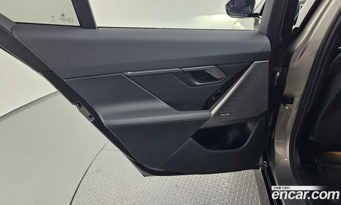 BMW 5 серия 2025 2.0 автомат (гидро), фото 15 BMW 5 серия 2025 2.0 автомат (гидро), фото 15