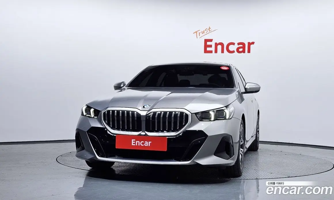 BMW 5 серия 2025 2.0 автомат (гидро), фото 3 BMW 5 серия 2025 2.0 автомат (гидро), фото 3