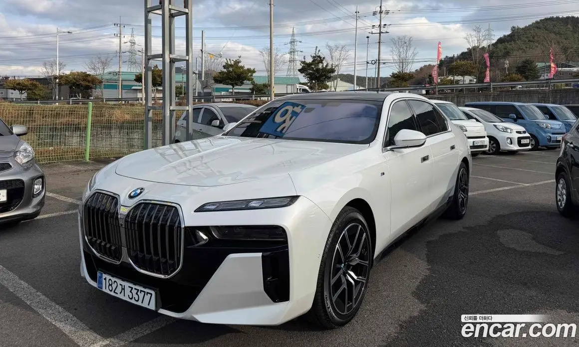 BMW 7 серия 2024 3.0 автомат (гидро), фото 2 BMW 7 серия 2024 3.0 автомат (гидро), фото 2