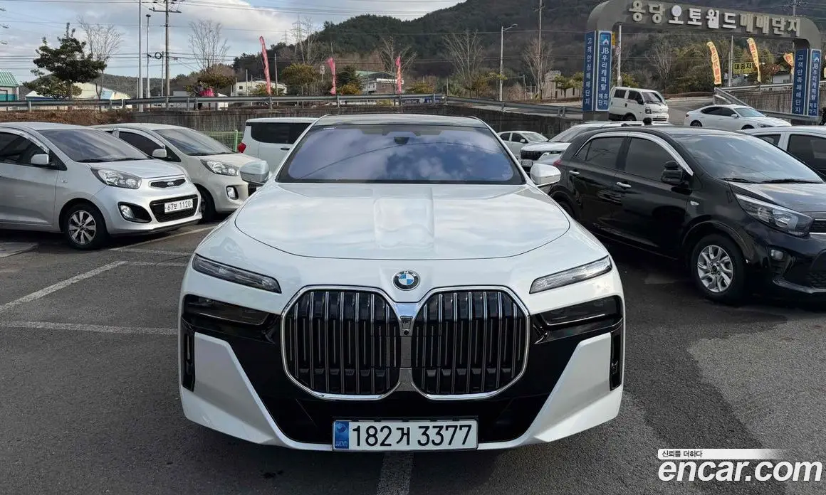 BMW 7 серия 2024 3.0 автомат (гидро), фото 4 BMW 7 серия 2024 3.0 автомат (гидро), фото 4