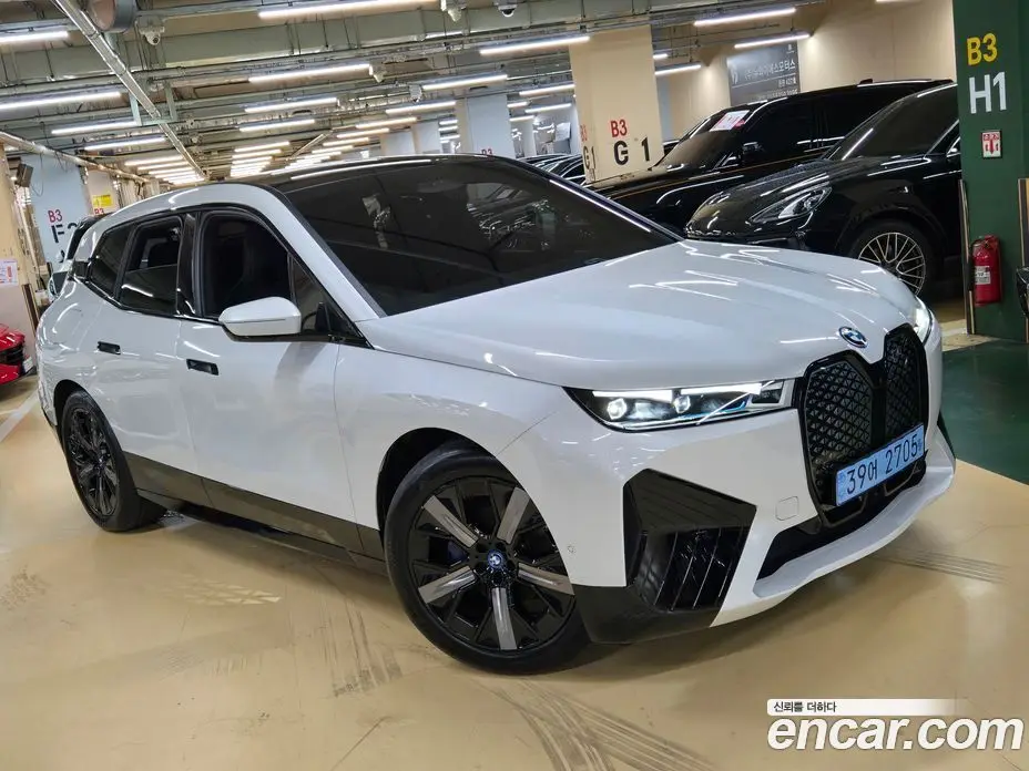 BMW iX 2025 автомат (гидро), фото 1 BMW iX 2025 автомат (гидро), фото 1