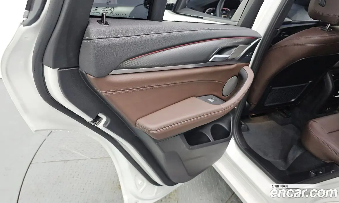 BMW X4 2025 2.0 автомат (гидро), фото 15 BMW X4 2025 2.0 автомат (гидро), фото 15