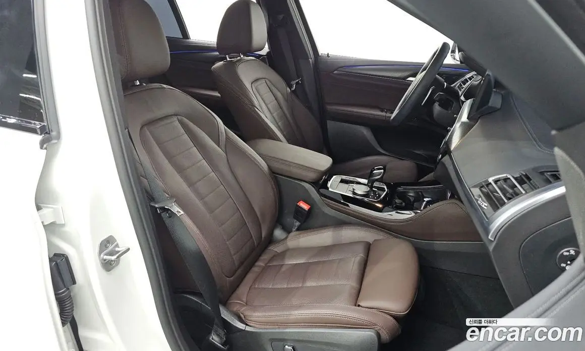 BMW X4 2025 2.0 автомат (гидро), фото 16 BMW X4 2025 2.0 автомат (гидро), фото 16