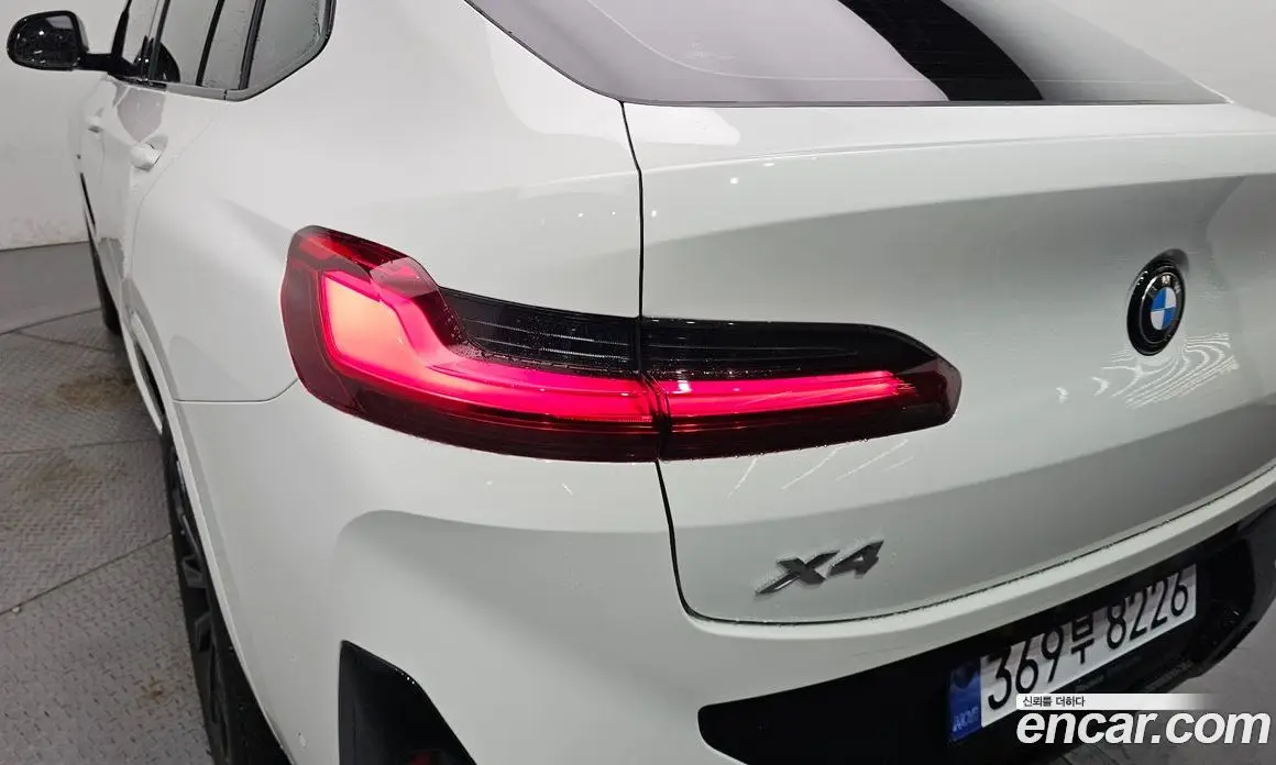 BMW X4 2025 2.0 автомат (гидро), фото 9 BMW X4 2025 2.0 автомат (гидро), фото 9