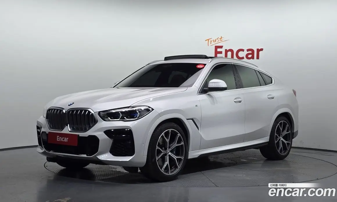 BMW X6 2022 3.0 автомат (гидро), фото 1 BMW X6 2022 3.0 автомат (гидро), фото 1