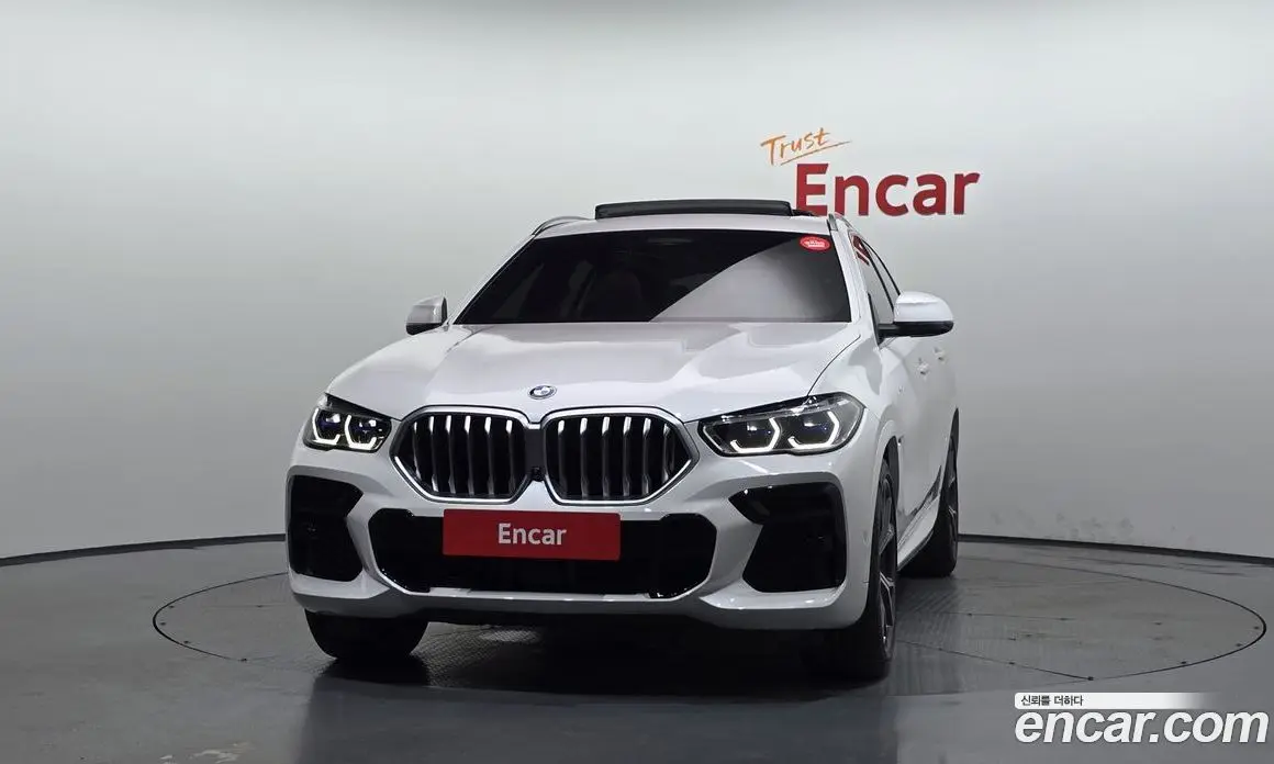 BMW X6 2022 3.0 автомат (гидро), фото 3 BMW X6 2022 3.0 автомат (гидро), фото 3