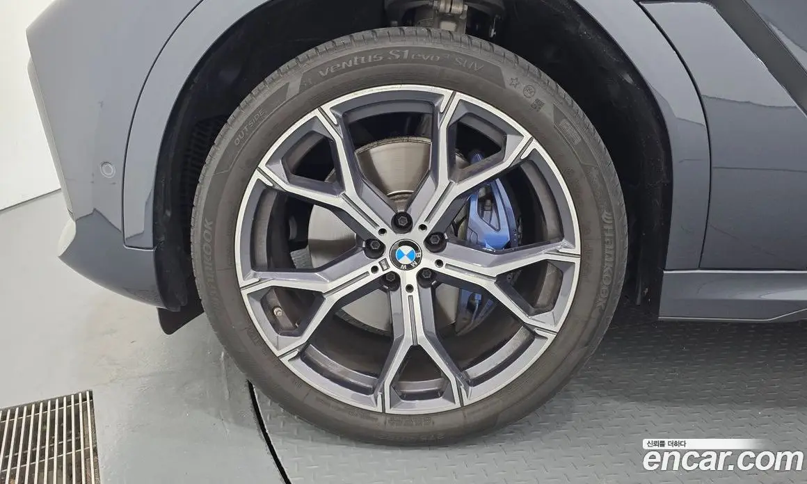 BMW X6 2022 3.0 автомат (гидро), фото 5 BMW X6 2022 3.0 автомат (гидро), фото 5