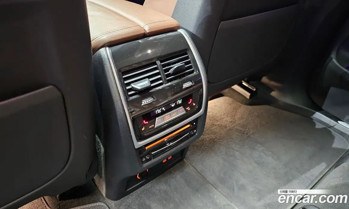 BMW X7 2022 3.0 автомат (гидро), фото 17