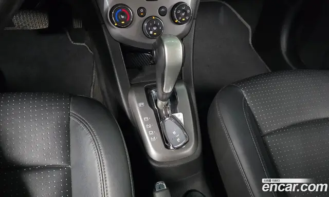 Chevrolet Aveo 2018 1.4 автомат (гидро), миниатюра 12