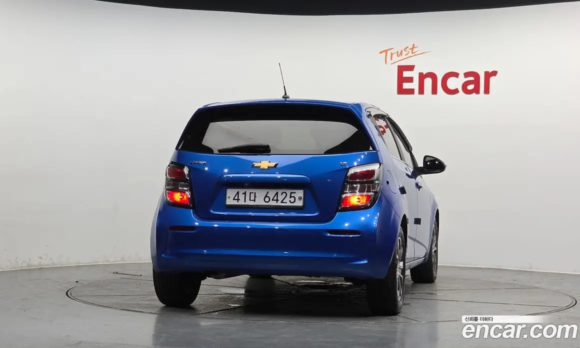 Chevrolet Aveo 2018 1.4 автомат (гидро), фото 4