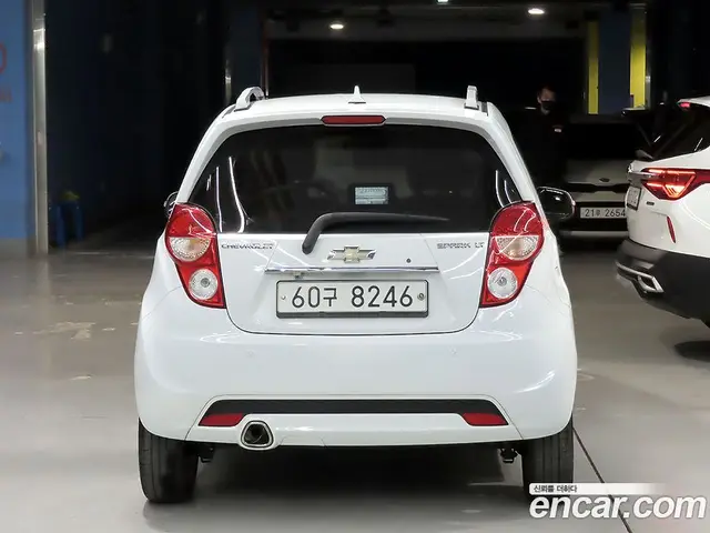 Chevrolet Spark 2012 1.0 автомат (гидро), миниатюра 3