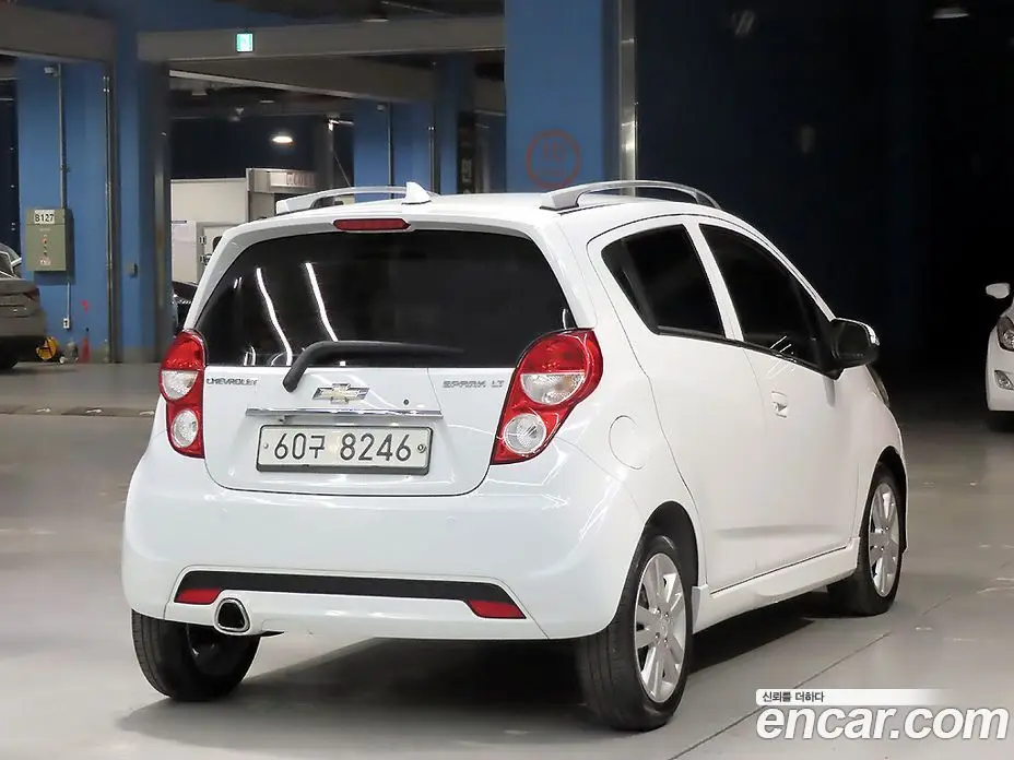 Chevrolet Spark 2012 1.0 автомат (гидро), фото 4