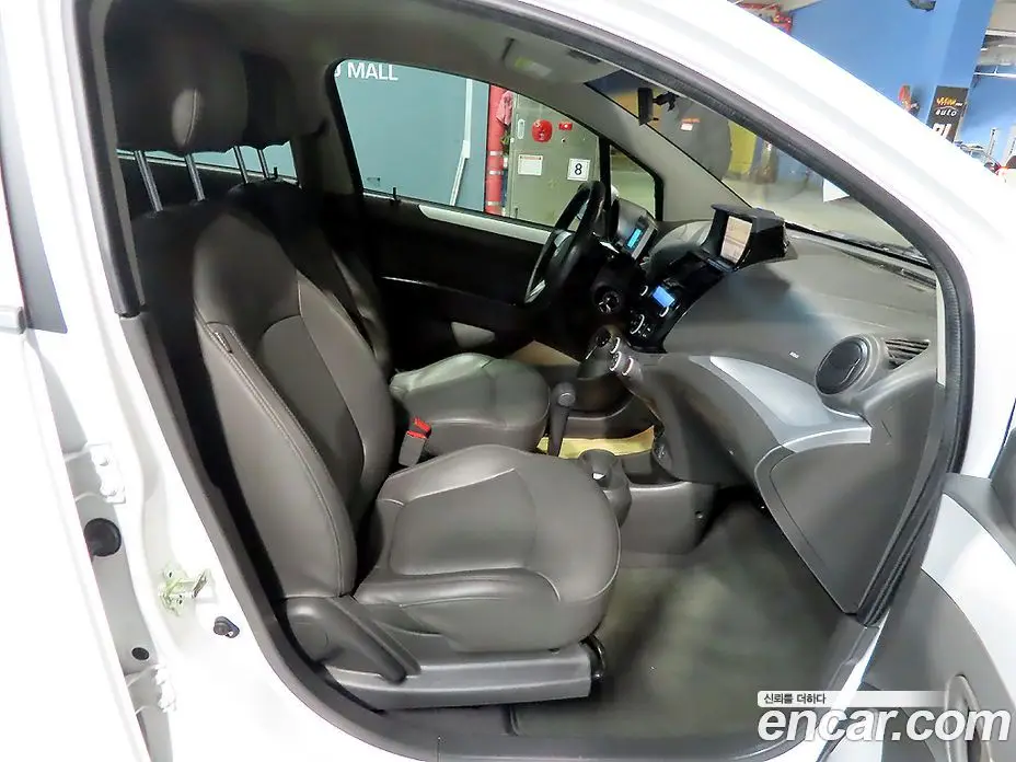 Chevrolet Spark 2012 1.0 автомат (гидро), фото 9