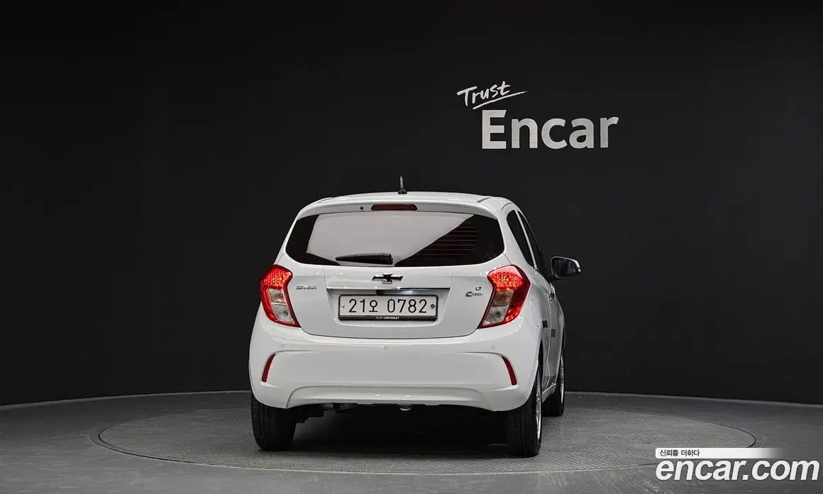 Chevrolet Spark 2016 1.0 автомат (гидро), фото 3 Chevrolet Spark 2016 1.0 автомат (гидро), фото 3