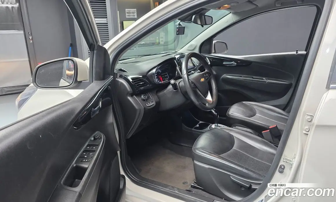 Chevrolet Spark 2016 1.0 автомат (гидро), фото 13 Chevrolet Spark 2016 1.0 автомат (гидро), фото 13