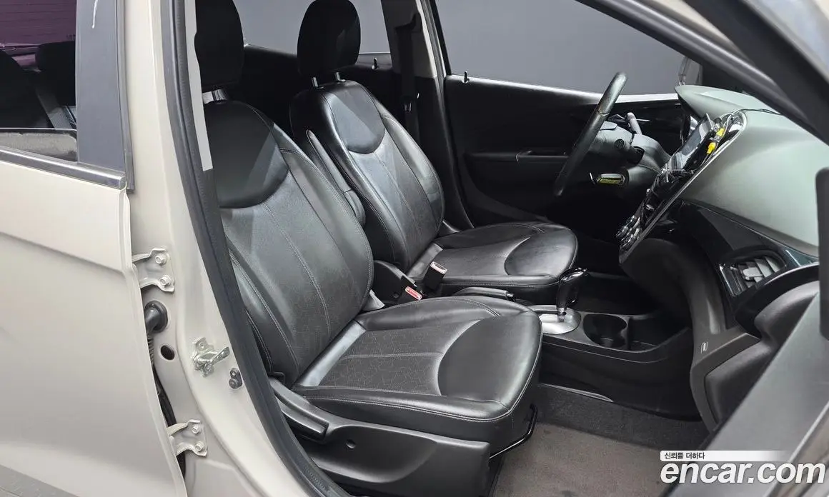 Chevrolet Spark 2016 1.0 автомат (гидро), фото 17 Chevrolet Spark 2016 1.0 автомат (гидро), фото 17