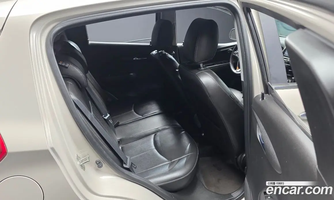 Chevrolet Spark 2016 1.0 автомат (гидро), фото 18 Chevrolet Spark 2016 1.0 автомат (гидро), фото 18