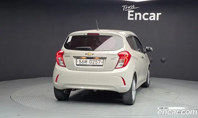 Chevrolet Spark 2016 1.0 автомат (гидро), миниатюра 4 Chevrolet Spark 2016 1.0 автомат (гидро), миниатюра 4